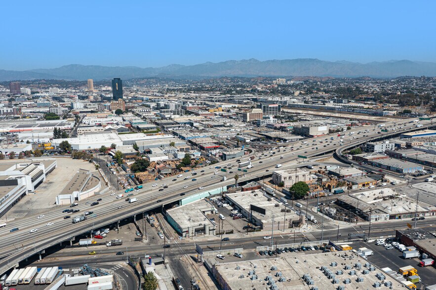 More Photos Of 1509 Mateo St, Los Angeles Office Residential For Sale