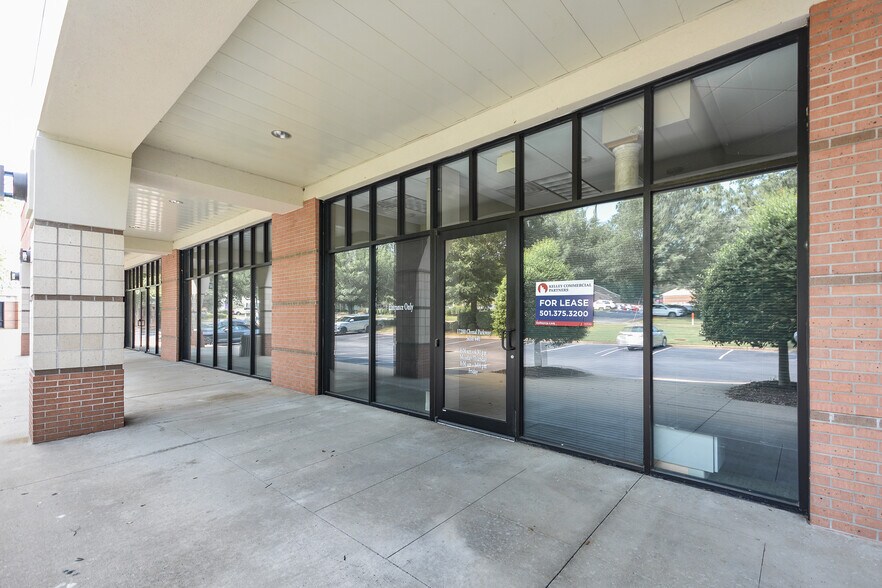 More Photos Of 17200 Chenal Pky, Little Rock Unknown For Lease