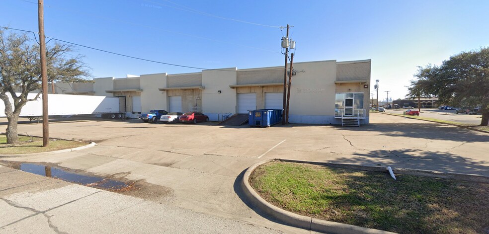 Primary Photo Of 4812 Top Line Dr, Dallas Warehouse For Lease