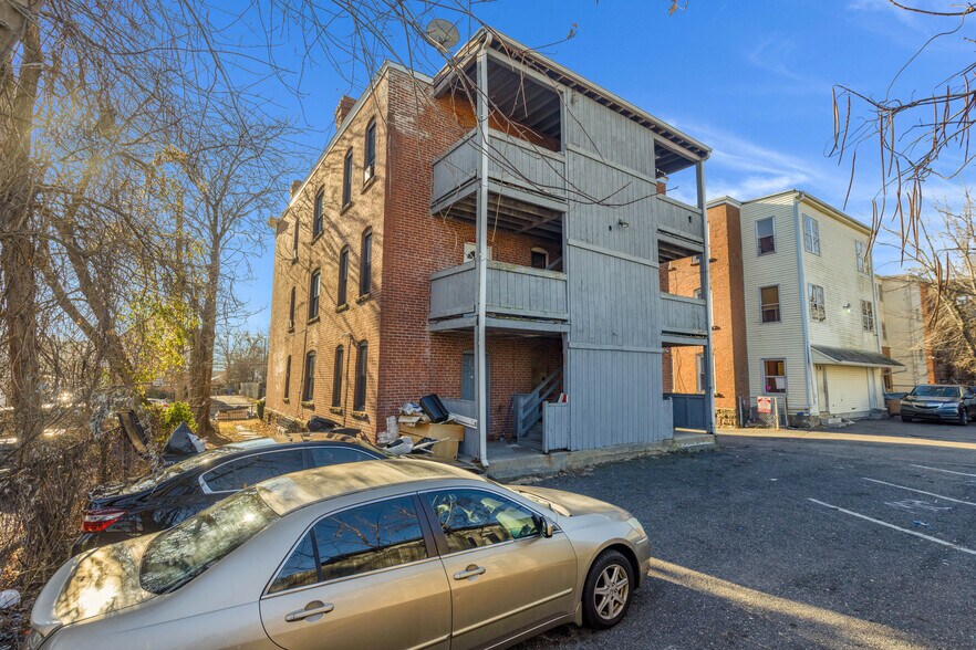 More Photos Of 100 Preston St, Hartford Apartments For Sale