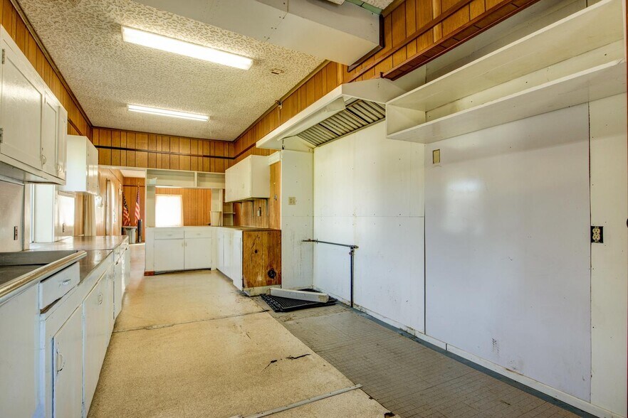 More Photos Of 7672 S Shingle Rd, Shingle Springs General Retail For Sale