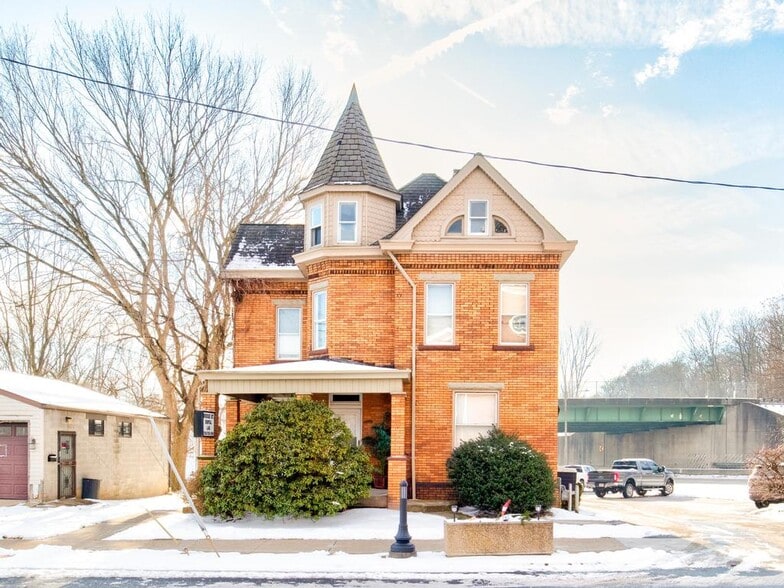 Primary Photo Of 413 Bridge St, Beaver Healthcare For Sale