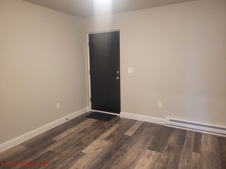 More Photos Of 121 S Main St, Alburtis Apartments For Sale