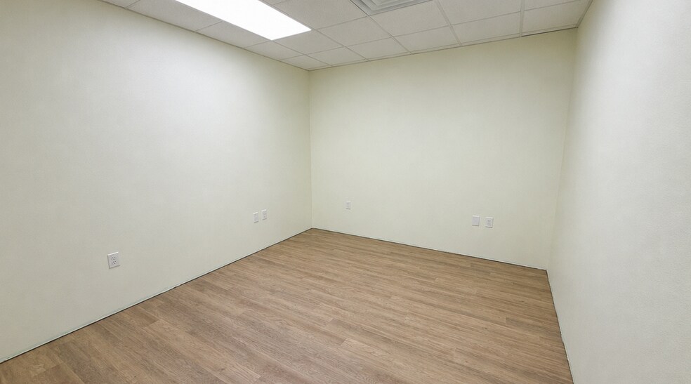More Photos Of 6003 E County Road 135, Midland Warehouse For Sale