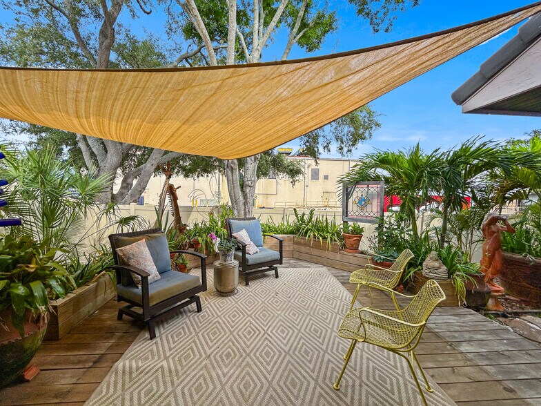 More Photos Of 933 Oleander Way S, South Pasadena Medical For Lease