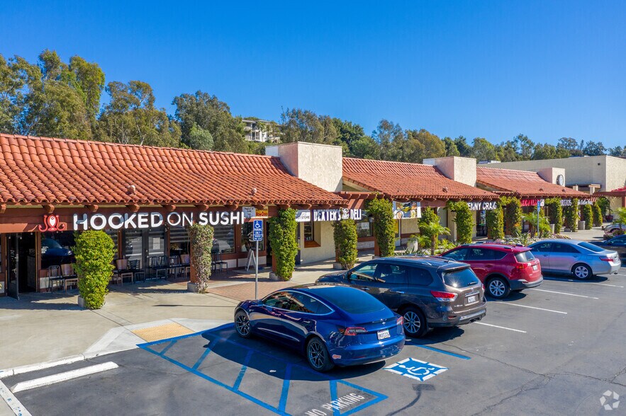 More Photos Of 2502-2600 El Camino Real, Carlsbad Unknown For Lease