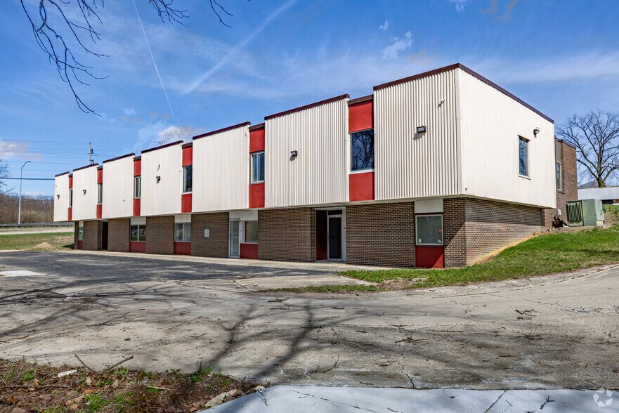 More Photos Of 4999 Northcutt Pl, Dayton Medical For Lease