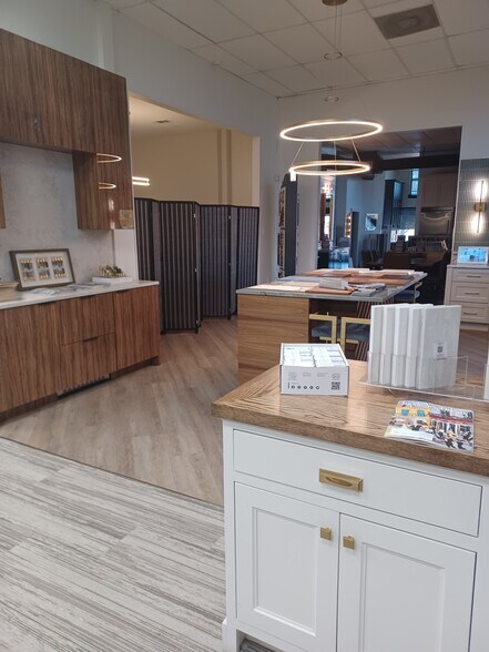 More Photos Of 432 N Anthony St, New Orleans General Retail For Lease