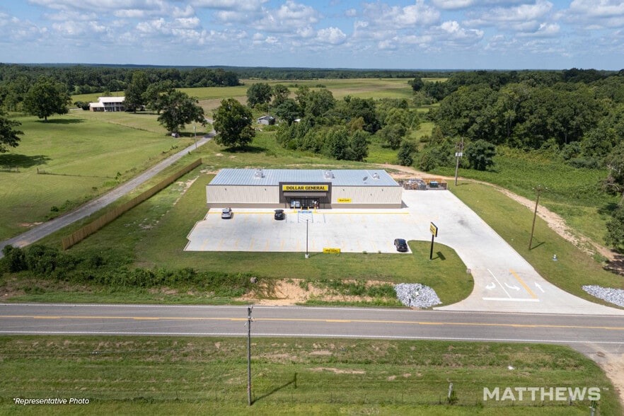 Primary Photo Of 4968 Highway 127 S, Crossville General Retail For Sale
