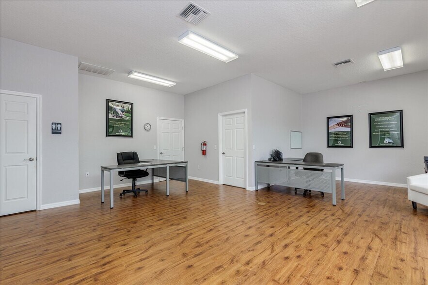 More Photos Of 2231 W Highway 44, Inverness Medical For Sale