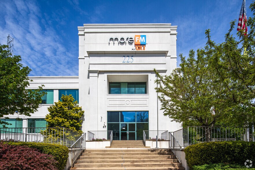 More Photos Of 225 E City Ave, Bala Cynwyd Office For Lease