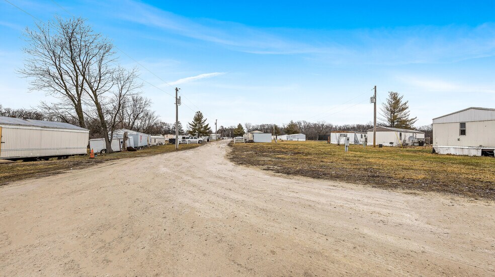 More Photos Of 100 Circle Dr, Foley Light Distribution For Sale