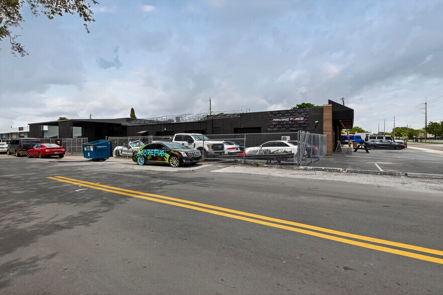 More Photos Of 1090 S 56th Ave, Hollywood Auto Repair For Sale