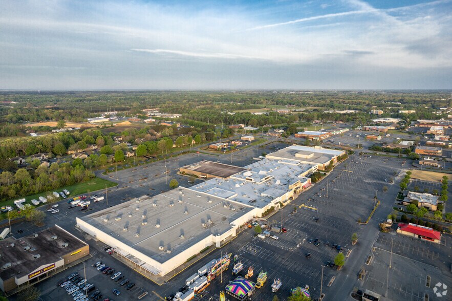 More Photos Of 2160 Commerce Dr, Monroe Storefront Retail Office For Lease