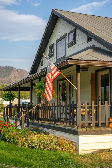 More Photos Of 510 E Main Ave, Chewelah Lodge Meeting Hall For Sale