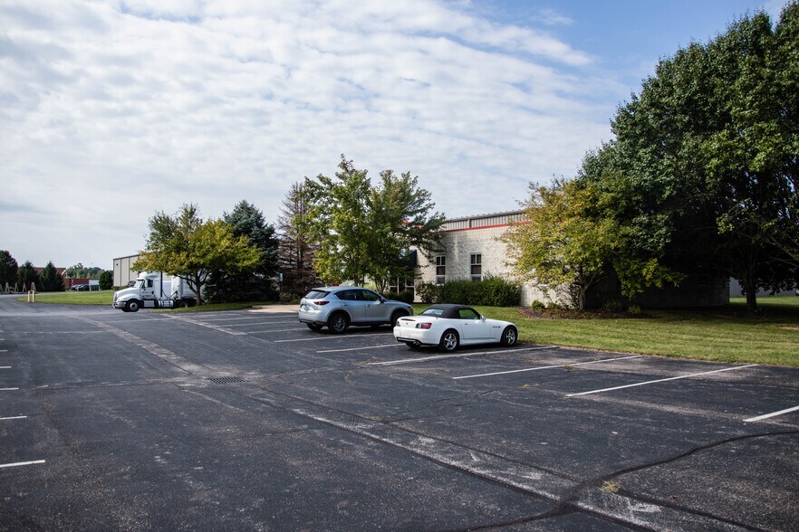 More Photos Of 6535 Oley Speaks Way, Canal Winchester Warehouse For Lease