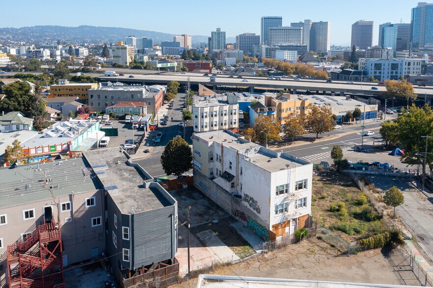More Photos Of 2321-2323 San Pablo Ave, Oakland Warehouse For Sale
