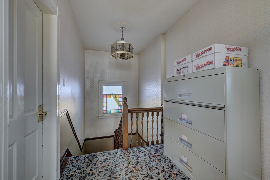 More Photos Of 10 S Prospect St, Verona Office Residential For Sale