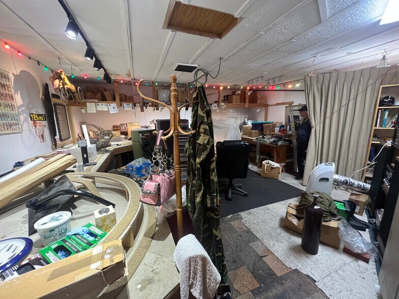 More Photos Of 5000 Lankershim Blvd, North Hollywood Storefront Retail Office For Sale