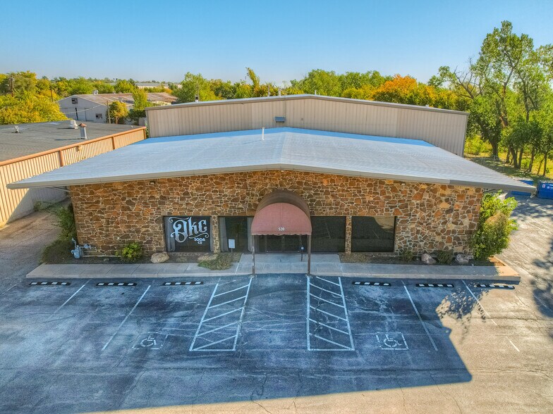 More Photos Of 520 N Meridian Ave, Oklahoma City Showroom For Lease