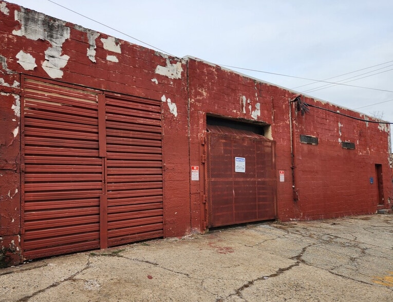 Primary Photo Of 2134 E Lippincott St, Philadelphia Industrial For Sale