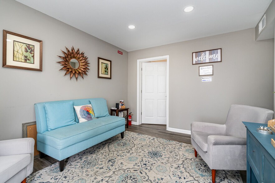 More Photos Of 1752 Country Club Rd, Gastonia Office Residential For Sale