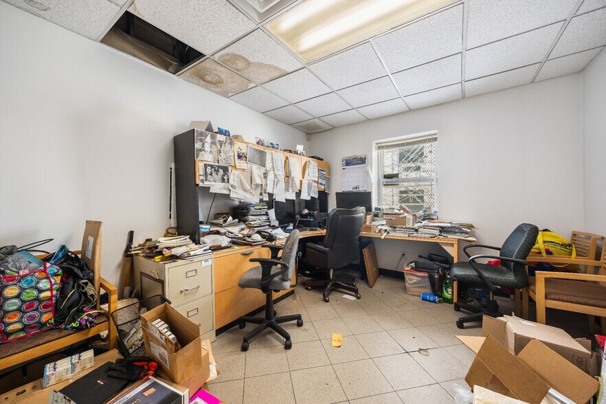 More Photos Of 38-56 11th Street, Long Island City Industrial For Sale