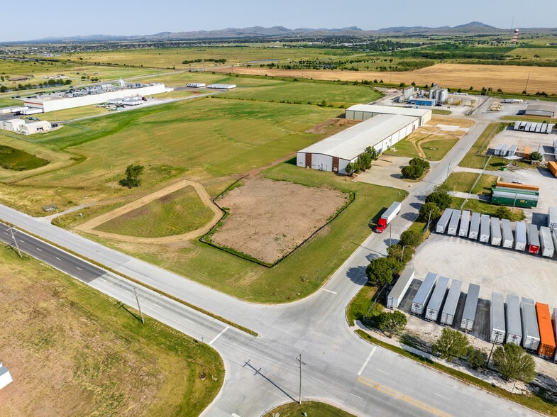 More Photos Of 601 SW Ard Ave, Lawton Warehouse For Sale