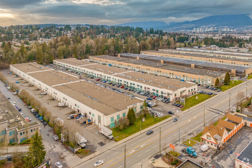 More Photos Of 1533 Broadway St, Port Coquitlam Warehouse For Lease