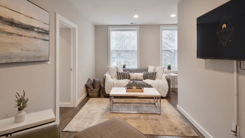 More Photos Of 1414 Pennsylvania Ave SE, Washington Apartments For Sale