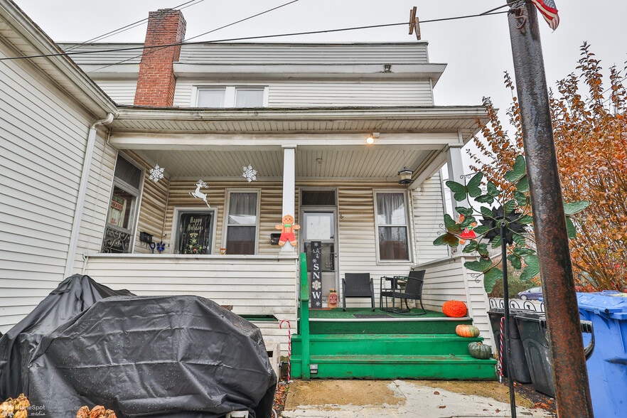 More Photos Of 301 E Bertsch St, Lansford Apartments For Sale