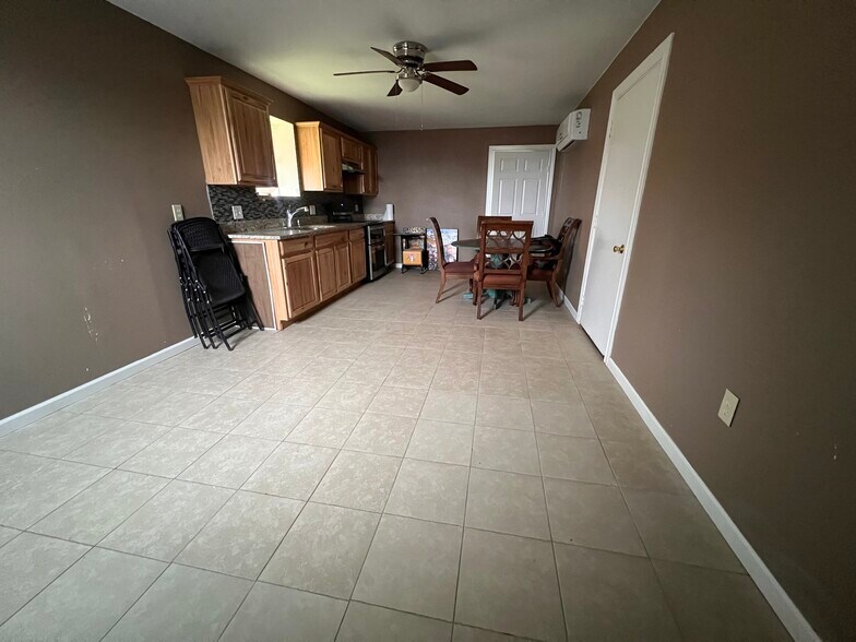More Photos Of 14540 Dogwood Ave, Gardendale Industrial For Sale