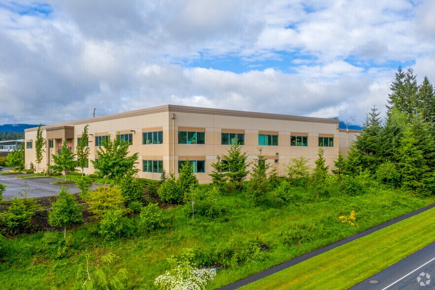 More Photos Of 7926 Bracken Pl SE, Snoqualmie Warehouse For Lease
