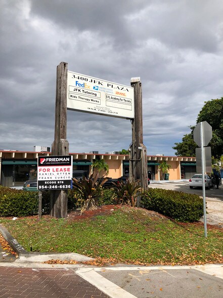 More Photos Of 3400 Powerline Rd, Fort Lauderdale Freestanding For Sale