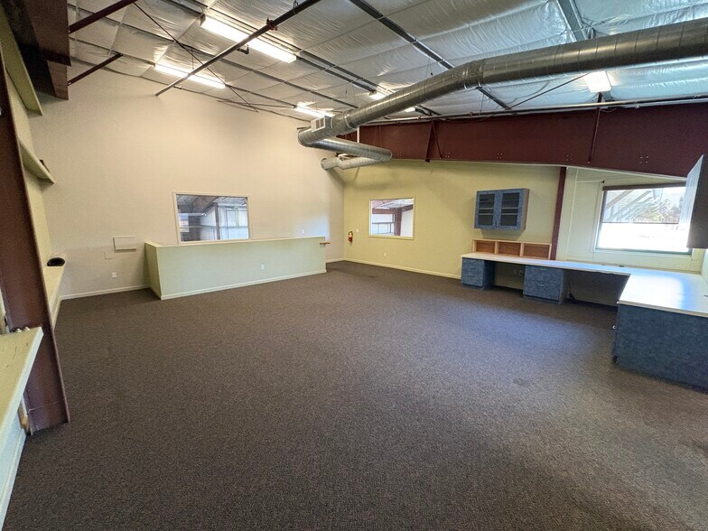 More Photos Of 178 Suburban Rd, San Luis Obispo Warehouse For Lease