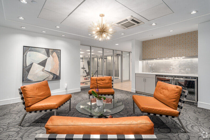 More Photos Of 1616-1618 Walnut St, Philadelphia Apartments For Lease