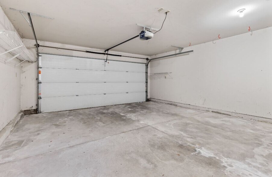 More Photos Of 13517-13519 Harvest Way, Poplar Grove Apartments For Sale