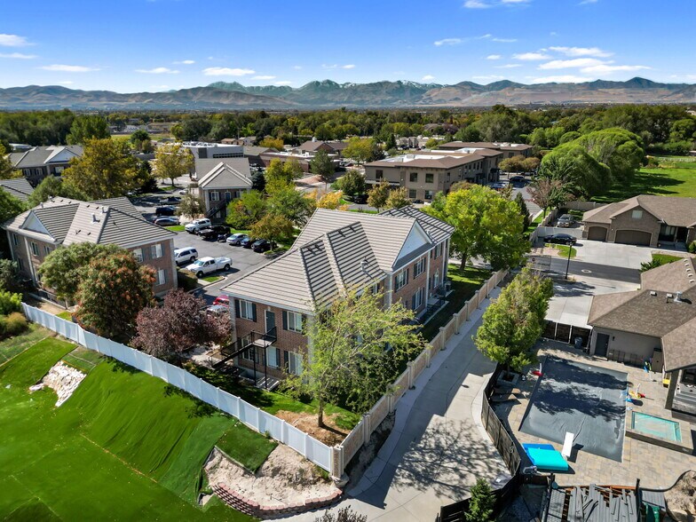 More Photos Of 891 W Baxter Dr, South Jordan Office For Sale