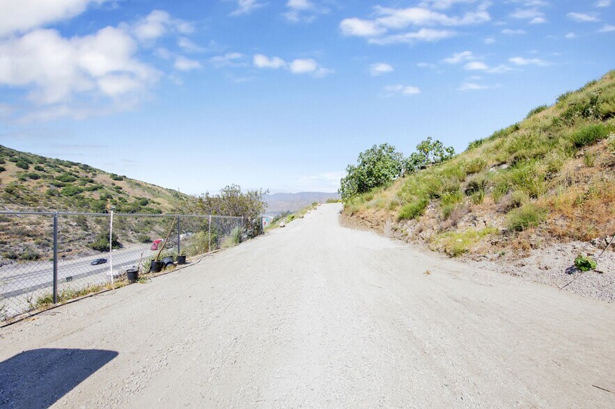 More Photos Of 10200 Willow Springs Lane, Sunland Land For Sale