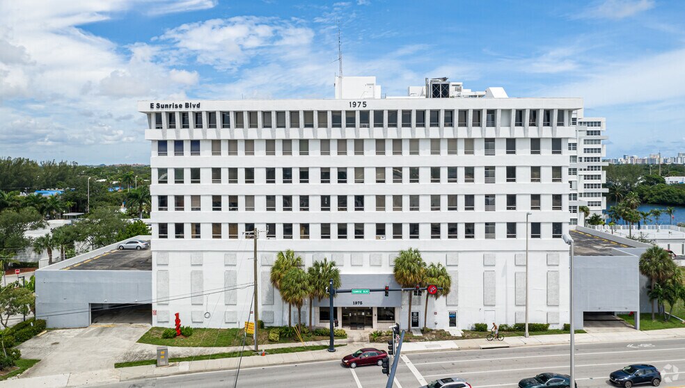 More Photos Of 1975 E Sunrise Blvd, Fort Lauderdale Office For Lease