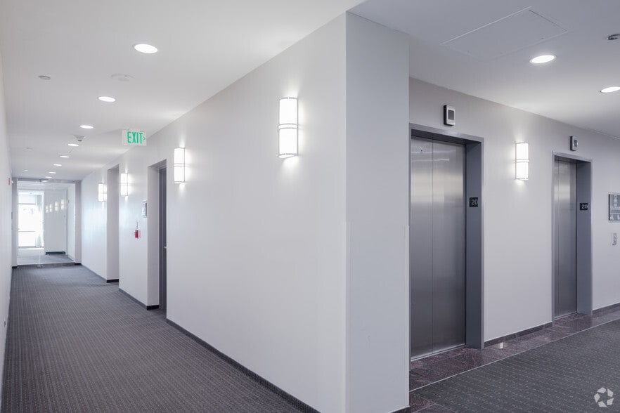 Photo of 20th Floor Ste 2075