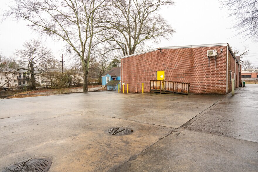 More Photos Of 4260 E Ponce De Leon Ave, Clarkston Coworking Space