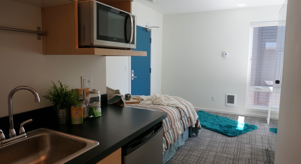 More Photos Of 2418 NW 58th St, Seattle Apartments For Sale