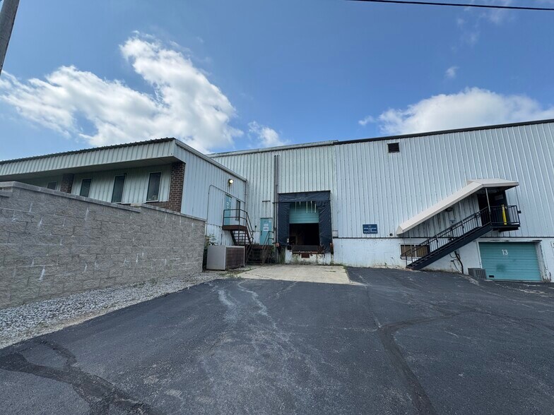 More Photos Of 7275 W Joy Rd, Dexter Manufacturing For Lease