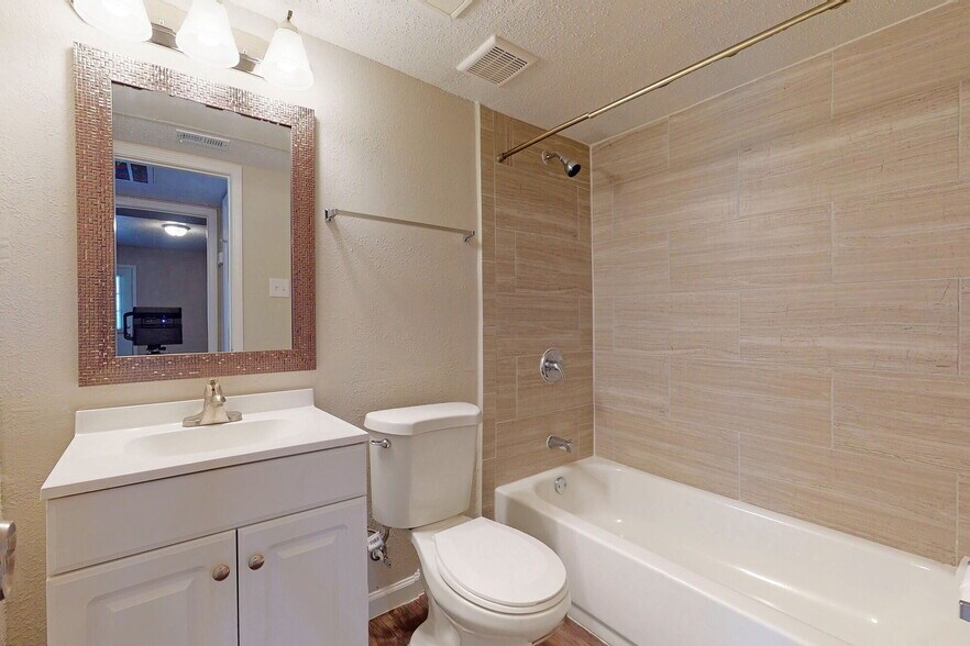 More Photos Of 3896 Chippewa Rd, Memphis Apartments For Sale