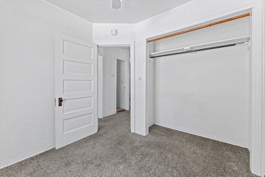 More Photos Of 17539 Elizabeth Lake Rd, Lake Hughes Hotel For Sale