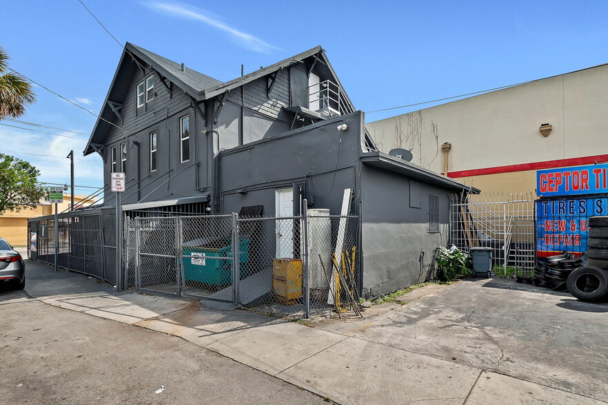More Photos Of 1818 NW 17th Ave, Miami Freestanding For Lease