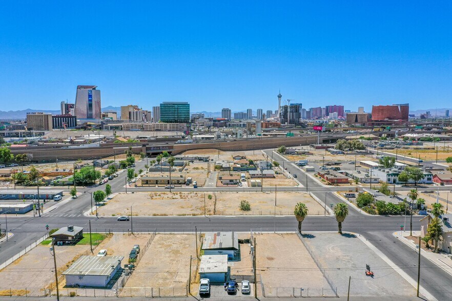 More Photos Of 612 W Washington Ave, Las Vegas Multifamily For Sale