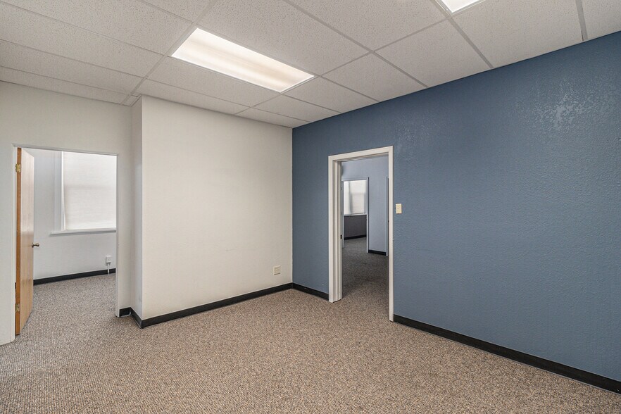 More Photos Of 380 Main St, Longmont Restaurant For Sale