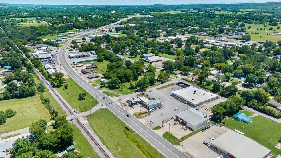 More Photos Of 814 E Cherokee Ave, Sallisaw Religious Facility For Sale